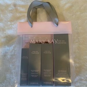 Mary Kay TimeWise Miracle Set 3D Combination/Oily